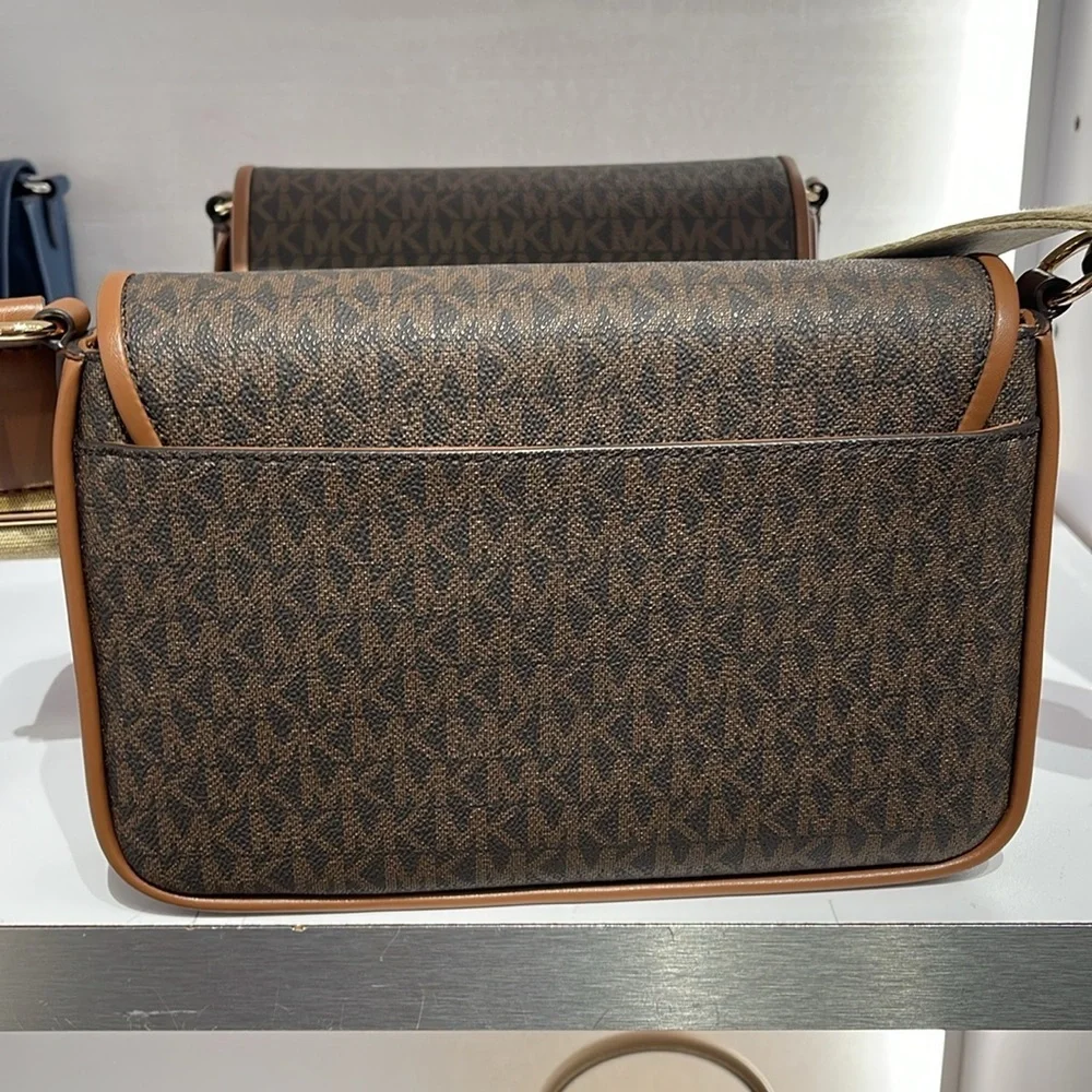 Michael Kors Bradshaw Medium Signature Logo Messenger Bag Brown  NWT